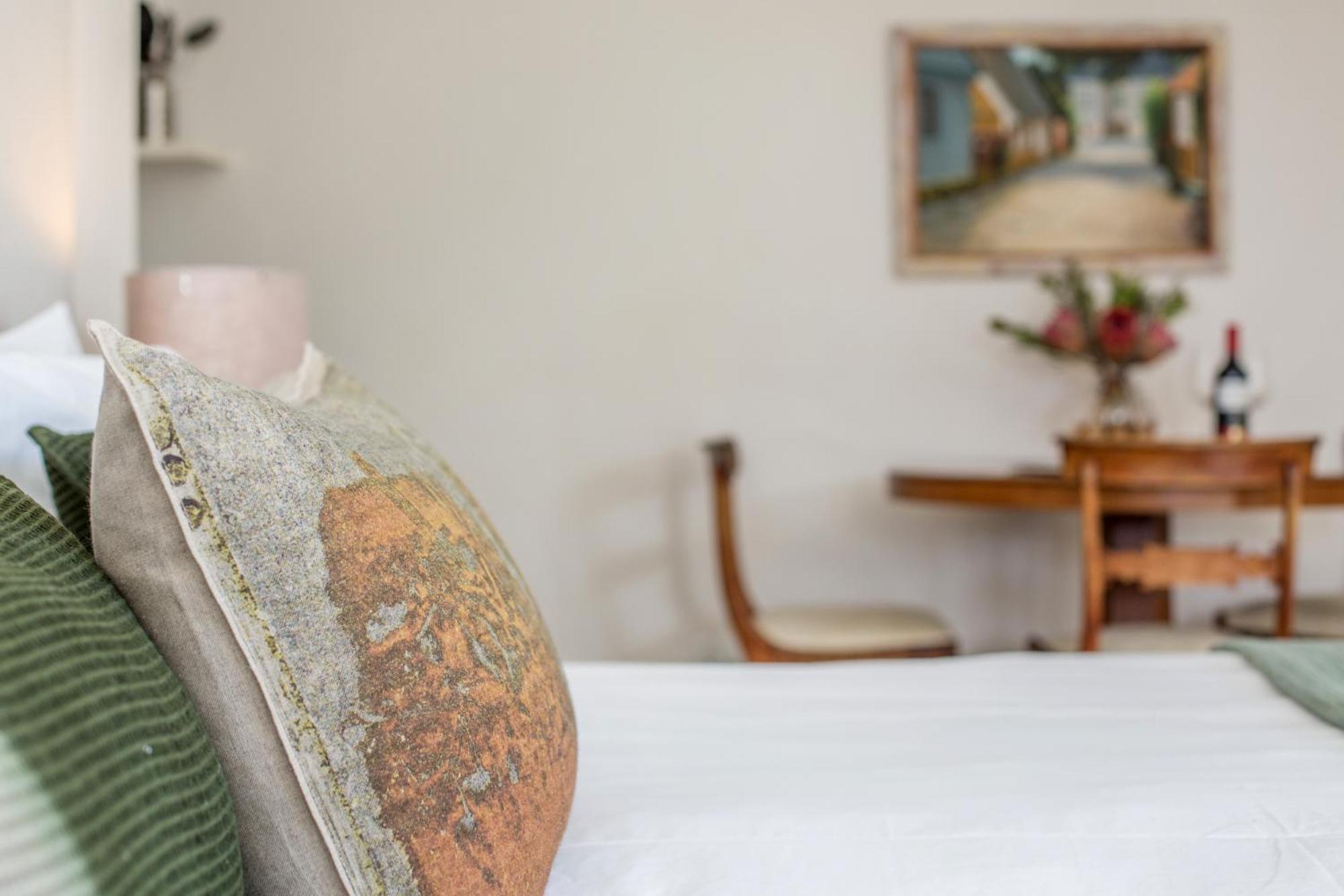 ホテル Far Horizons Camps Bay ケープタウン 部屋 写真