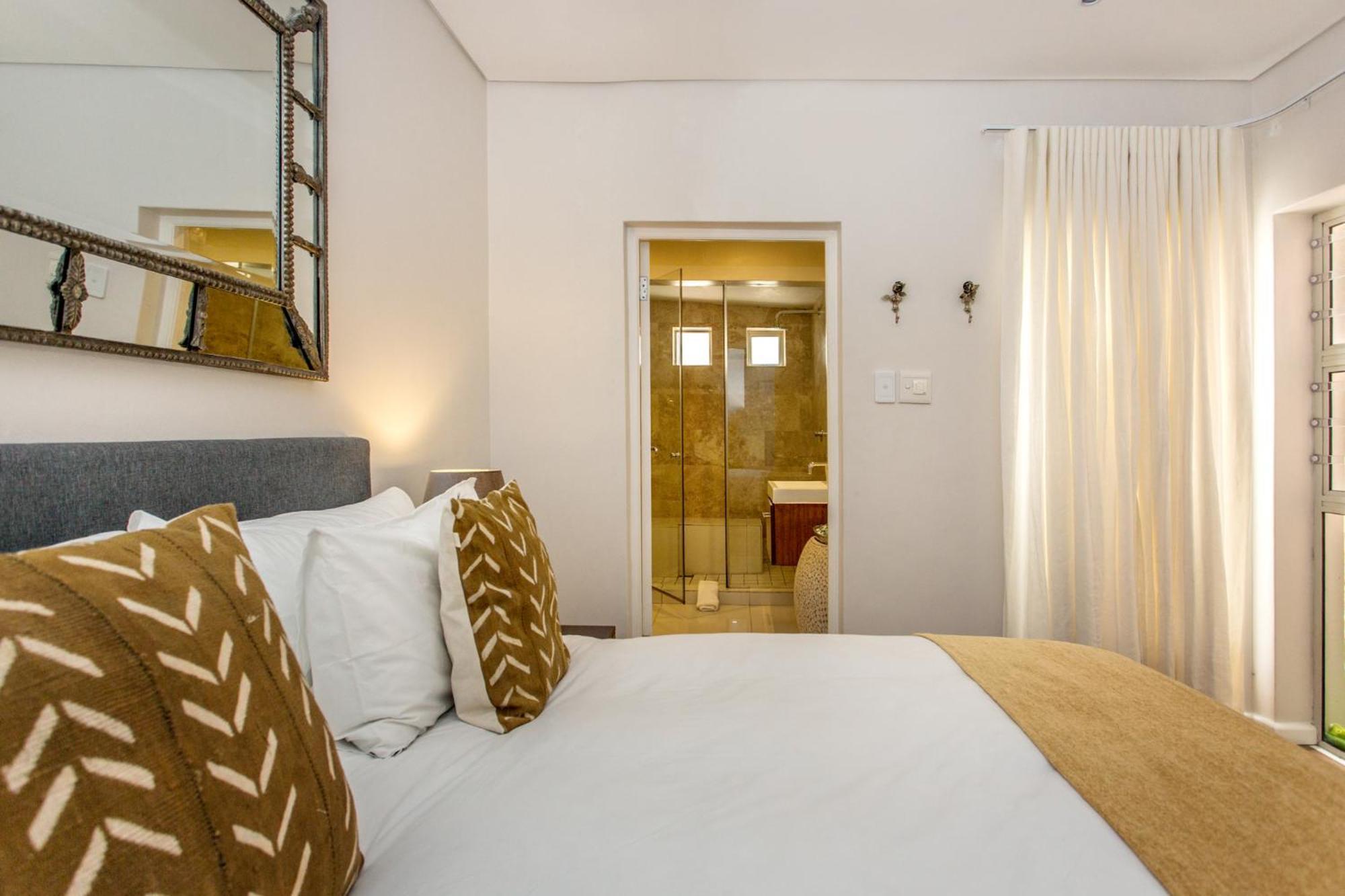 ホテル Far Horizons Camps Bay ケープタウン 部屋 写真