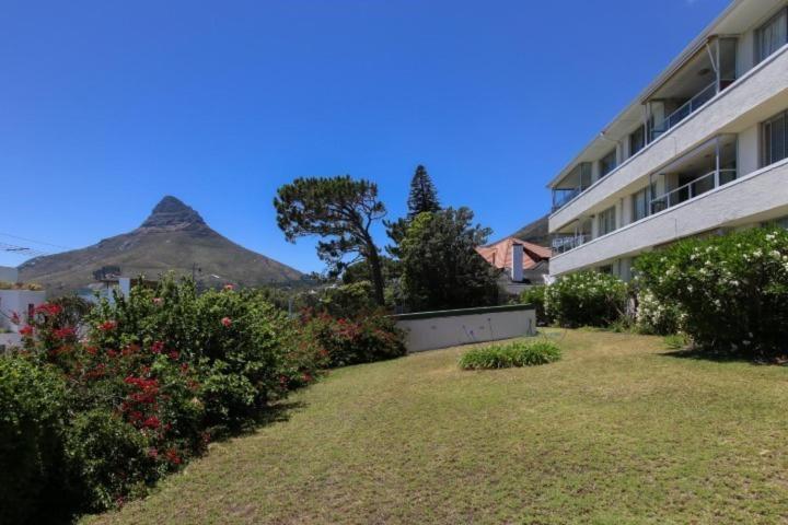 ホテル Far Horizons Camps Bay ケープタウン 部屋 写真